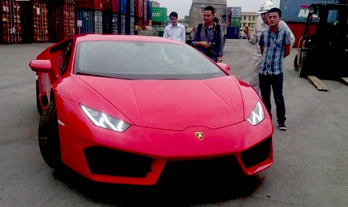 Lamborghini Huracan sẽ “đội giá” thêm 5,5 tỷ tại Việt Nam