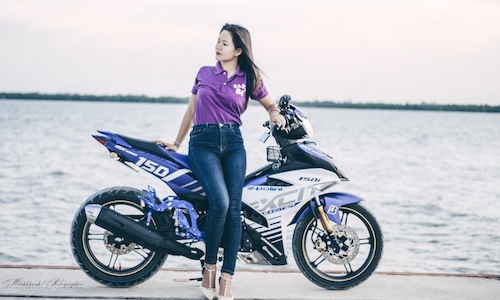 "Hot girl" miền Tây đọ sắc cùng Yamaha Exciter 150