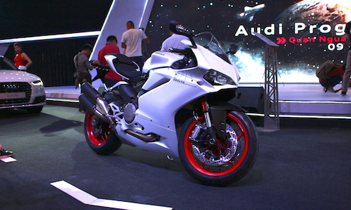 Ducati 959 Panigale chính thức "chào hàng" dân chơi Việt