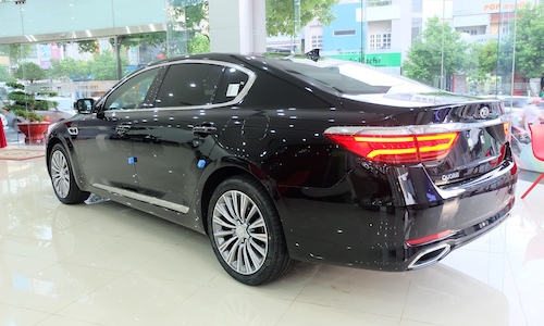 Kia ra mắt xe sang Quoris “đấu” BMW 7 Series tại Việt Nam