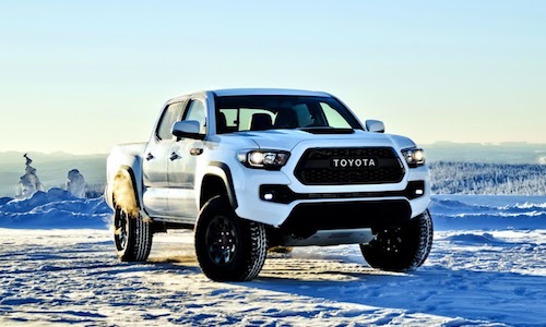 Bán tải “hàng khủng" Toyota Tacoma TRD Pro giá 909 triệu