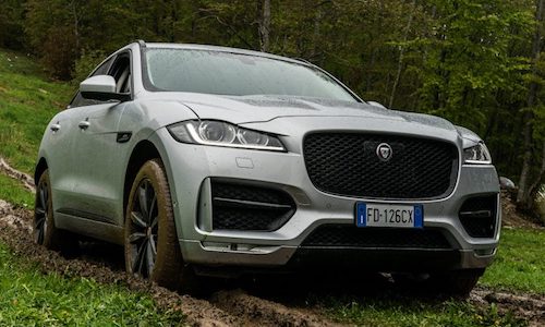 SUV hạng sang Jaguar F-Pace sắp “đấu” BMW X3 tại VN