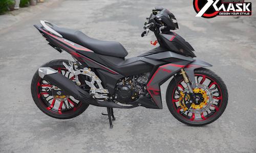 Honda Winner “độ kiểng”, tem trùm cực ngầu tại Sài Gòn