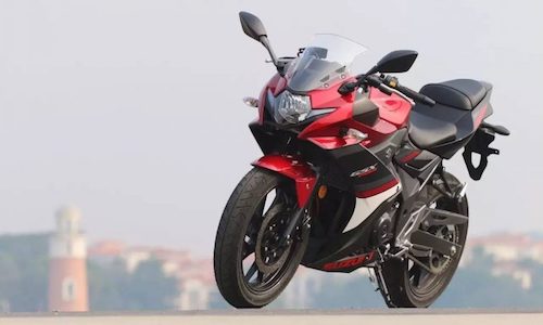 Cận cảnh sportbike Suzuki GSX-250R “đấu” Yamaha R25