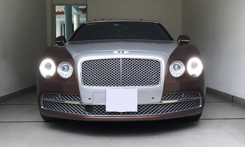 "Soi" Bentley Flying Spur 12 tỷ của thiếu gia 9X Sài Gòn