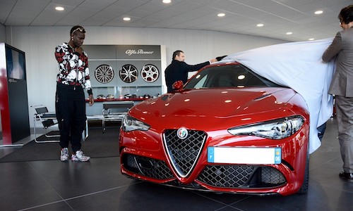 Mario Balotelli “bóc tem” siêu xe Alfa Romeo Giulia Quadrifoglio