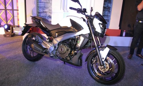 Môtô côn tay Bajaj Dominar 400 giá chỉ 45 triệu đồng