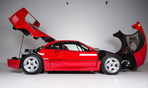 Ferrari F40 “hàng độc” của ca sĩ Eric Clapton giá 26 tỷ