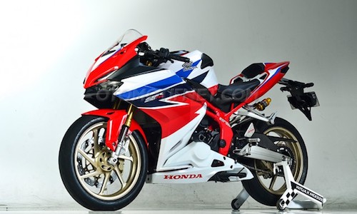 Honda CBR250RR độ phong cách siêu môtô CBR1000RR 