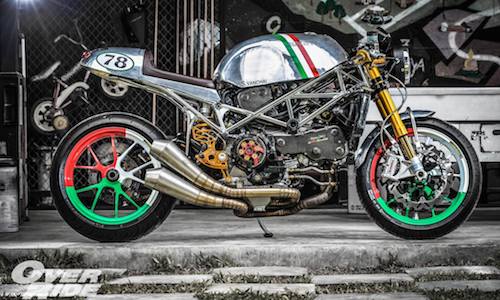 Soi “Ly cafe Ý” đậm đặc từ Ducati Monster 900