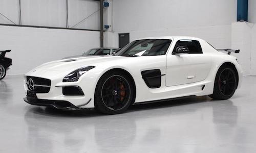 Siêu xe Mercedes SLS AMG Black Series "hét giá" 10,9 tỷ