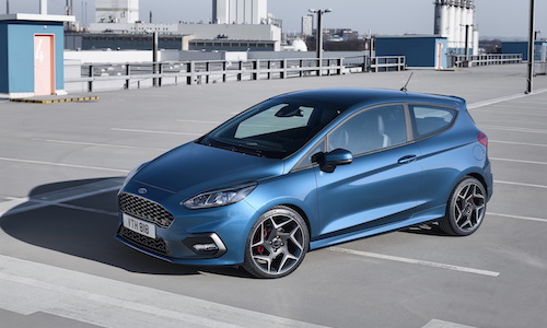 Ford Fiesta ST mới - mạnh hơn, uống ít xăng hơn