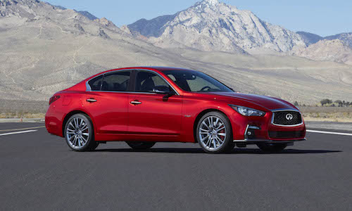 “Đấu” Mercedes C-Class, xe sang Infiniti Q50 2018 có gì?