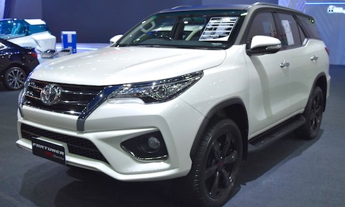 "Soi" Toyota Fortuner bản thể thao giá từ 1,08 tỷ đồng