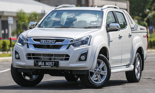 “Soi” Isuzu D-Max bản cao cấp giá từ 612 triệu đồng