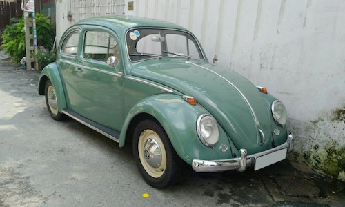 Soi “con bọ” Volkswagen Beetle giá 400 triệu tại Sài Gòn