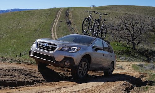 Cặp đôi Subaru Legacy & Outback 2018 “chốt giá” 504 triệu