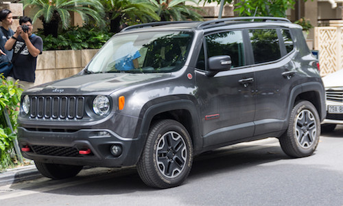 Xe SUV "siêu rẻ" Jeep Renegade tại Hà Nội