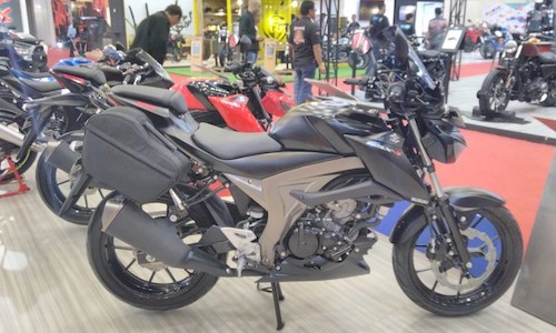 Môtô "phượt” Suzuki GSX-S150 giá 40 triệu đồng