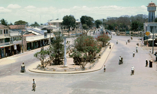 Ảnh khó quên về Phan Thiết 1965 của phó nháy Mỹ (1)