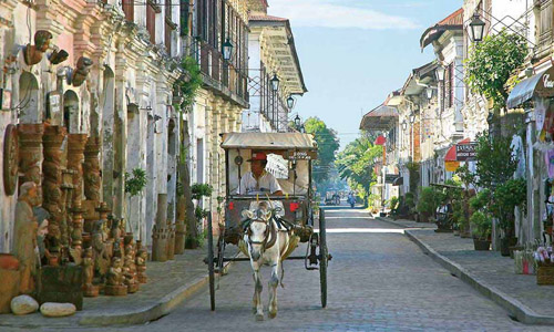 Ngỡ ngàng “phố cổ Hội An” của Philippines