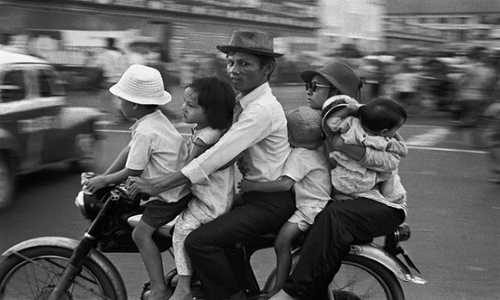 Sài Gòn năm 1972 trong ảnh của Raymond Depardon (1)