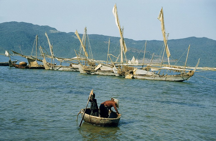 Loạt ảnh màu đẹp như vừa chụp về Việt Nam năm 1952 