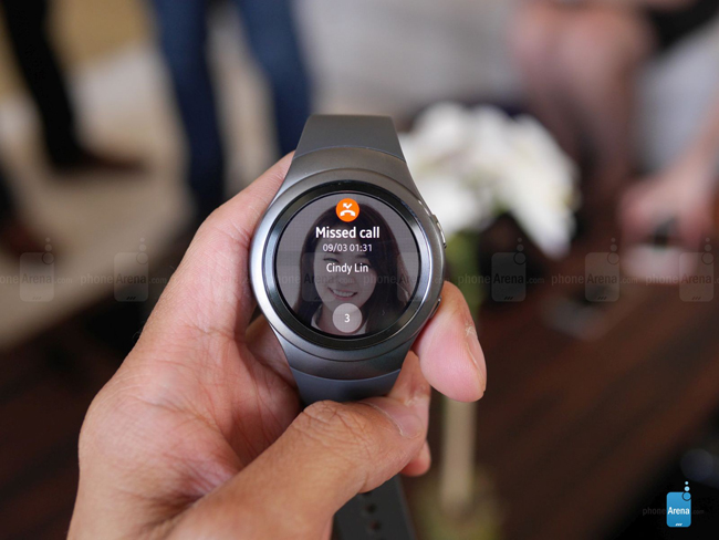 Trên tay đồng hồ thông minh Samsung Gear S2 mới