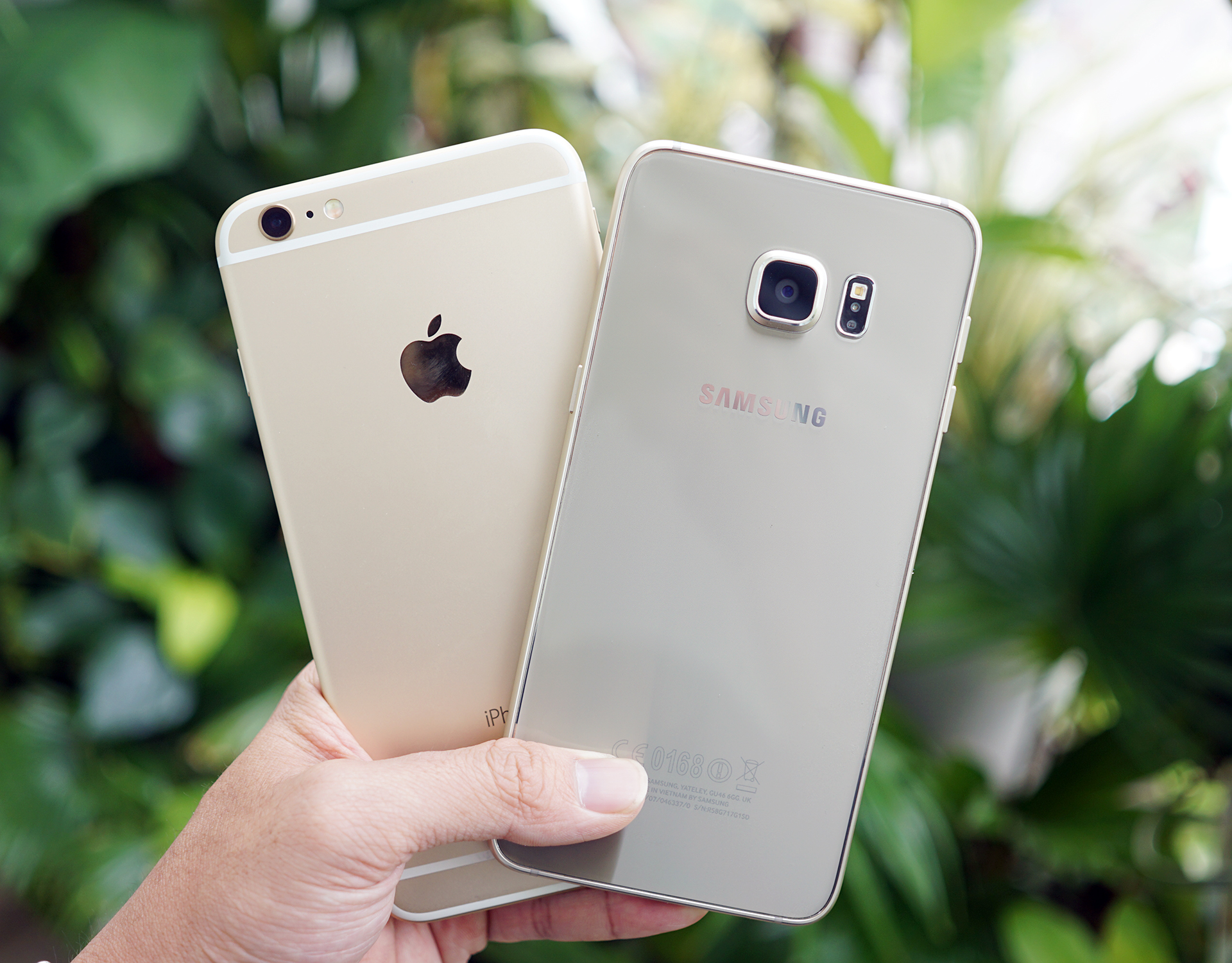 Loạt ảnh iPhone 6S Plus đọ dáng Samsung Galaxy S6 Edge Plus