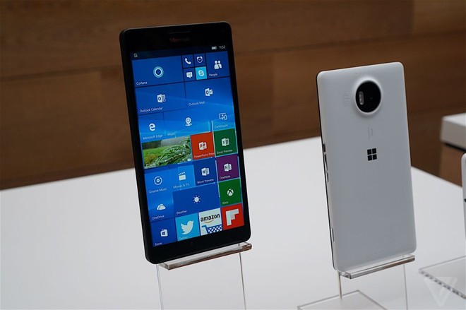 Ảnh Lumia 950 và 950 XL cấu hình mạnh, tản nhiệt lỏng