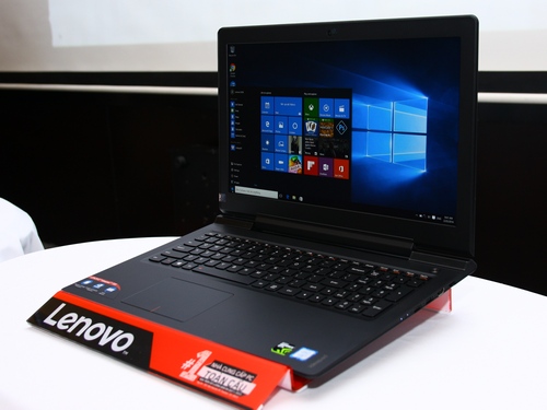  Ngắm laptop chơi game  Lenovo Ideapad 700 giá 22,999 triệu đồng