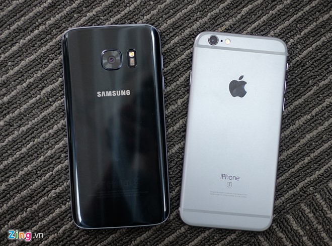 Loạt ảnh điện thoại Samsung Galaxy S7 so dáng Apple iPhone 6S