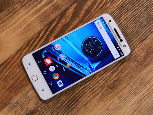 Trên tay điện thoại Moto Z - smartphone cao cấp mỏng nhất thế giới 