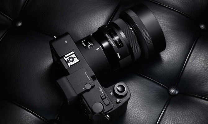 Máy ảnh mirrorless Sigma sd Quattro lên kệ, giá 18,5 triệu