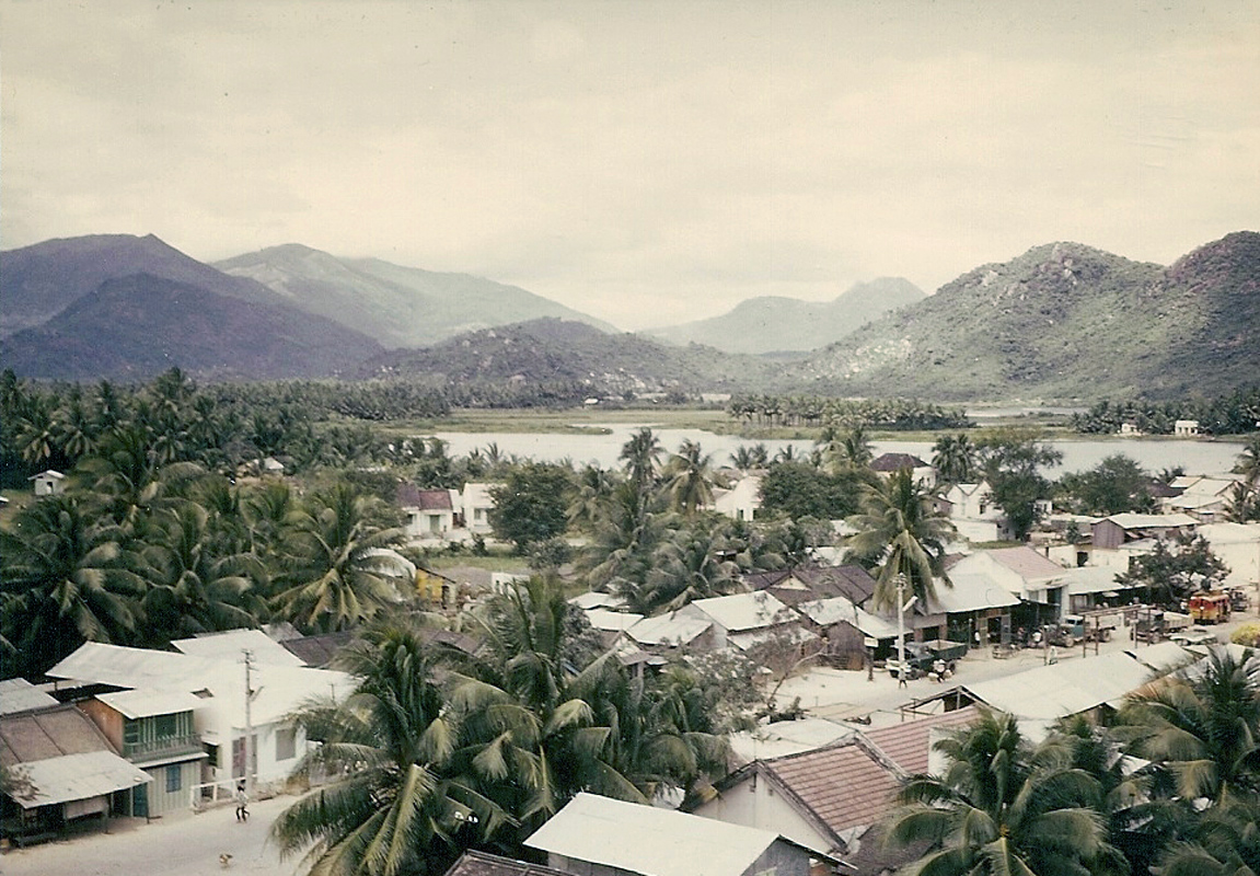 Nha Trang năm 1966-1967 nét căng trong ảnh cựu binh Mỹ 