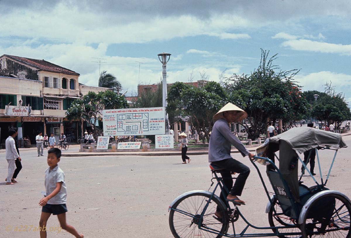 Ảnh đời thường thú vị về Phan Thiết 1967 của Bob Kelly (2) 