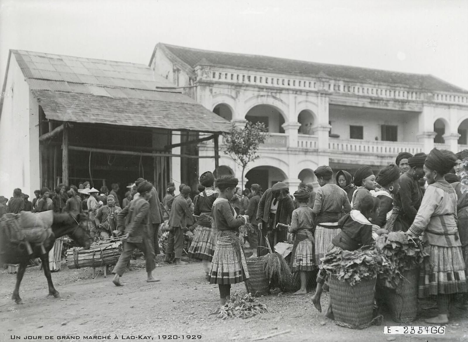 Lào Cai thập niên 1920 tuyệt đẹp qua ảnh của người Pháp