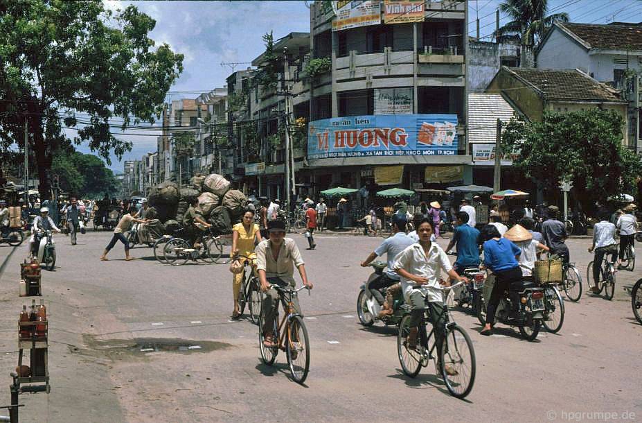 Có một Đà Nẵng đầu thập niên 1990 nhộn nhịp như này