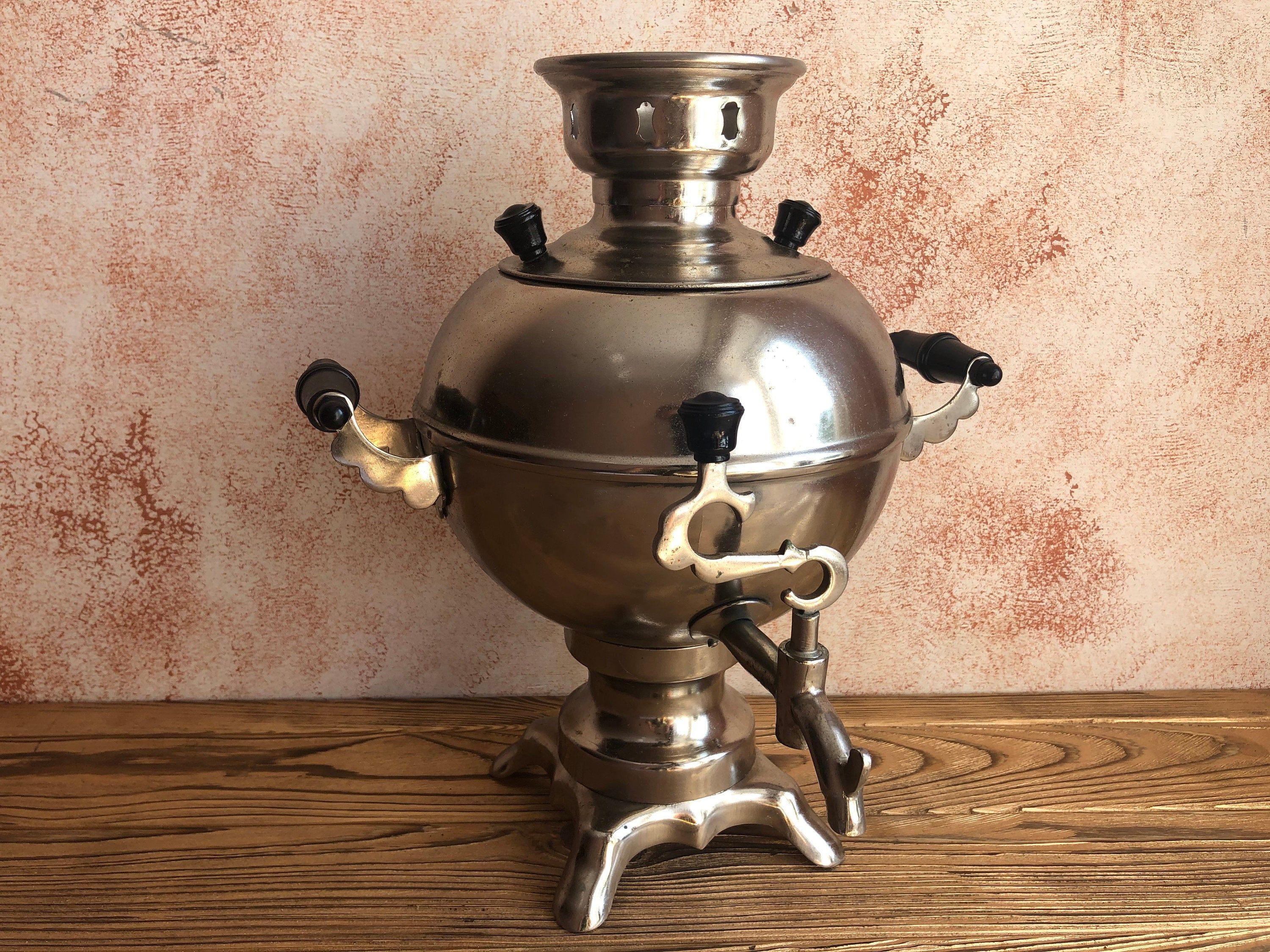 Điều lý thú về chiếc ấm samovar huyền thoại của Nga