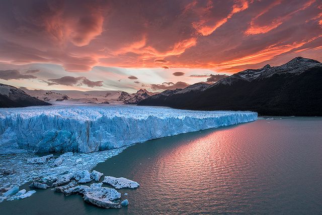 Cảnh tượng không tin nổi ở vương quốc băng giá Patagonia