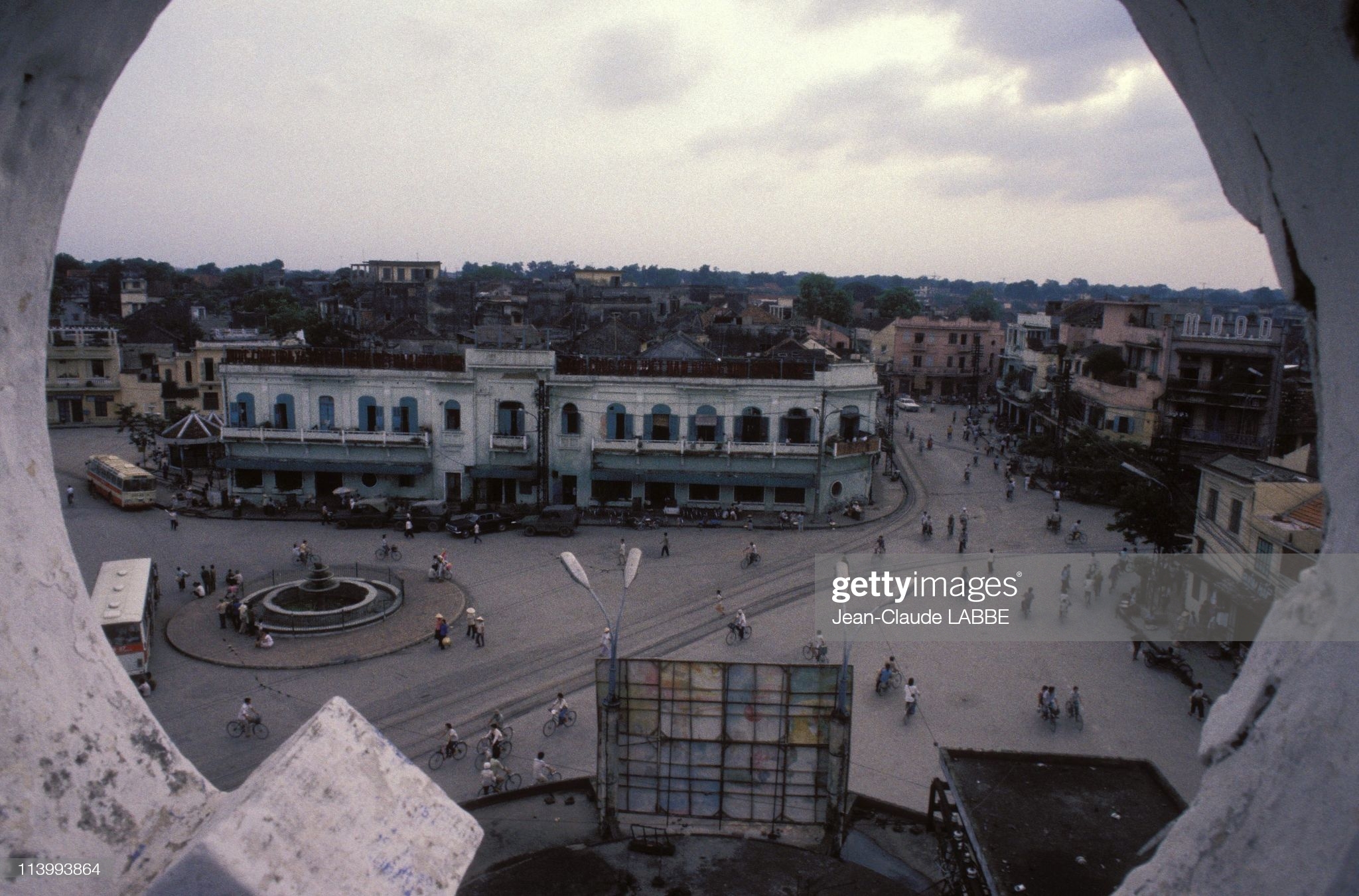 Ảnh "chất lừ" về Hà Nội năm 1994 của Jean-Claude Labbe (1)