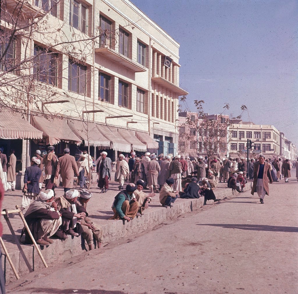 Bất ngờ cuộc sống bình yên sung túc ở thủ đô Afghanistan thập niên 1960