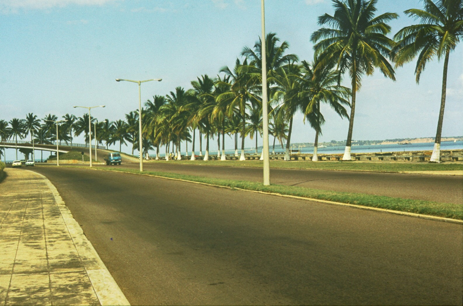 Ảnh cực độc về cuộc sống ở Mozambique năm 1979-1982