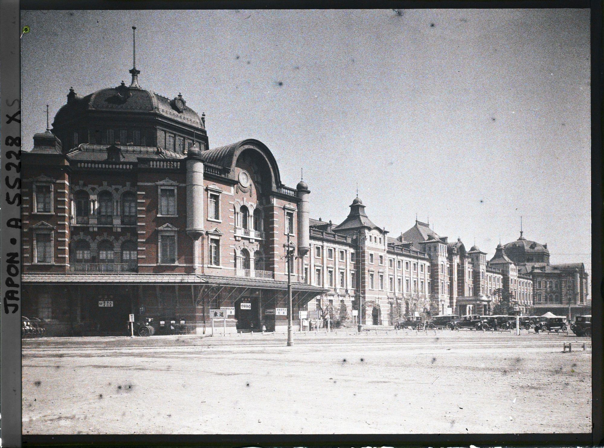 Choáng ngợp với kiến trúc hiện đại của Tokyo năm 1926 (1)