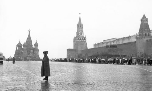 Cuộc sống muôn màu ở thành phố Moscow năm 1954