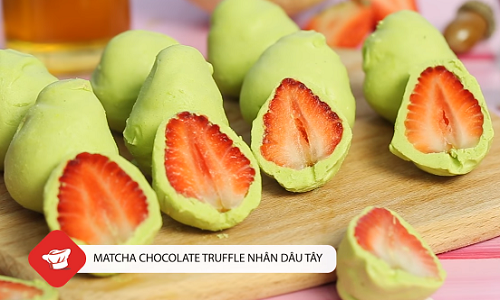 Video: Làm món matcha chocolate truffle nhân dâu tây