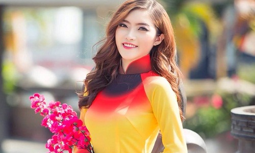 Hot girl Sài thành sở hữu nhan sắc chuẩn như hoa hậu