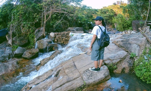 Suối Đá - điểm “sống ảo” xanh ngắt gây xôn xao cộng đồng phượt