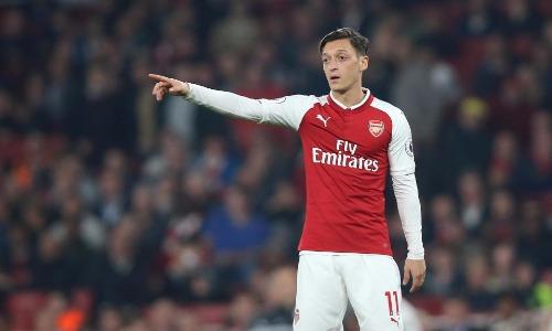 Chuyển nhượng bóng đá mới nhất: Ozil gật đầu về M.U