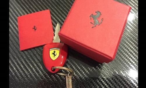 Mẫu chìa khóa nào giá cao ngang siêu xe Ferrari?